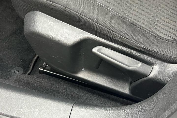 Hvid Peugeot 308 fra 2016