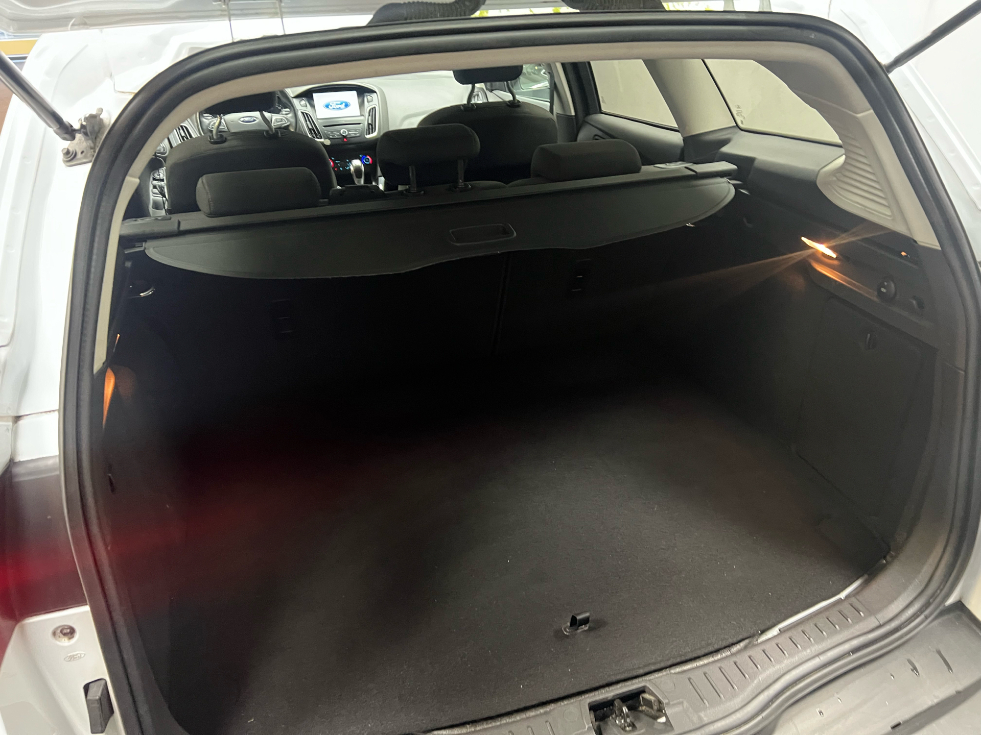 Hvid Ford Focus fra 2016