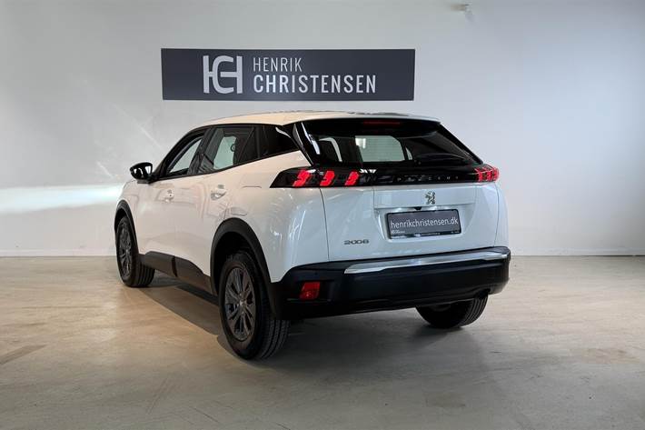 Hvid Peugeot 2008 fra 2022