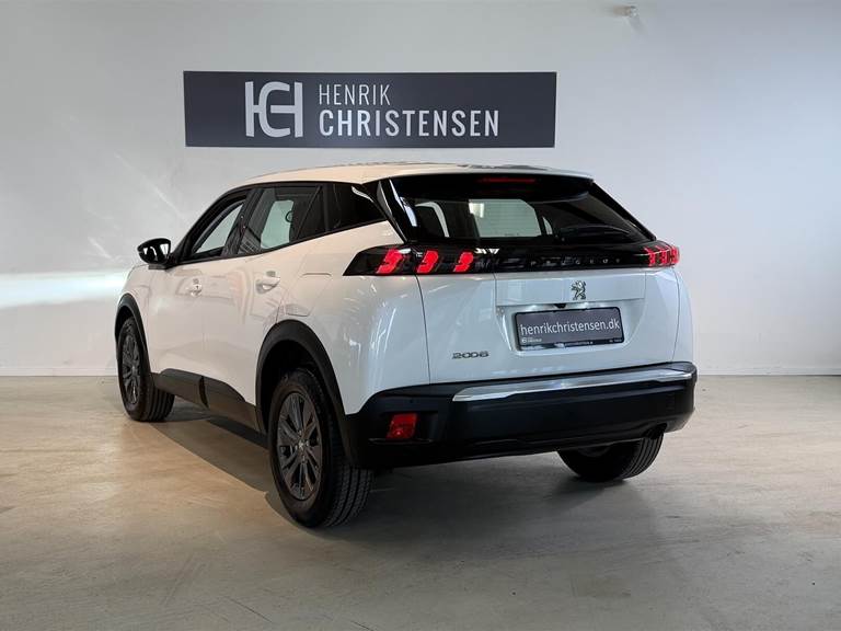 Peugeot 2008 1,2 PureTech Selection 100HK 5d