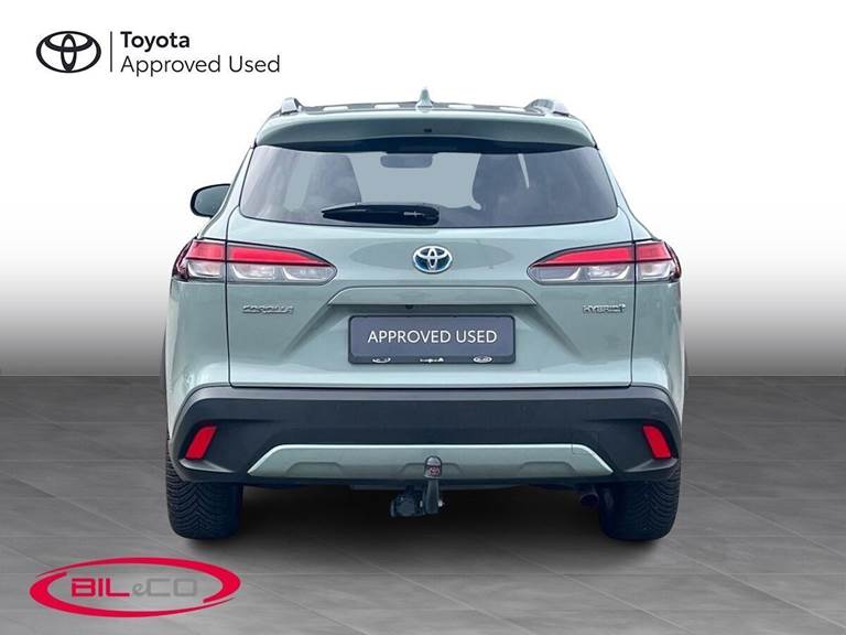 Toyota Corolla Cross 2,0 Hybrid Style Comfort E-CVT 197HK 5d Aut.