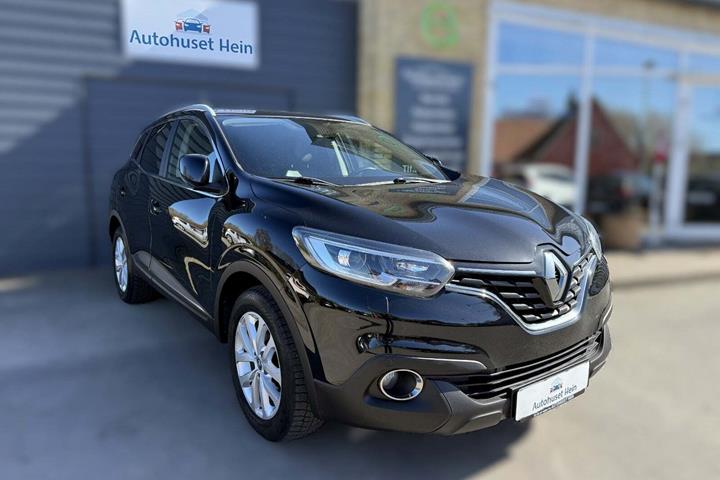 Sort Renault Kadjar fra 2017 set udefra