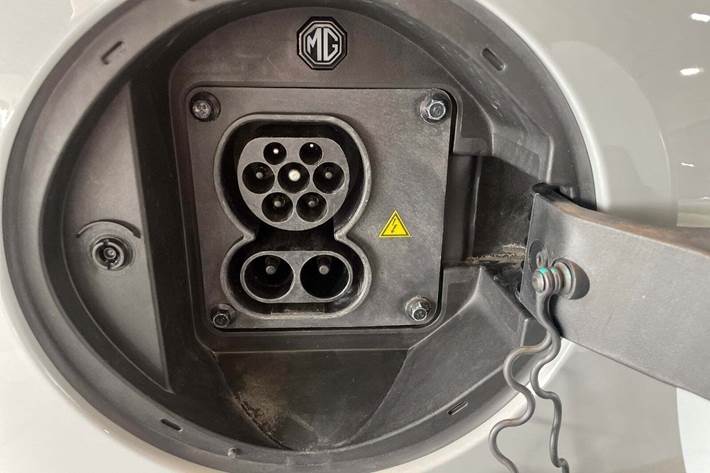 Sølv MG Marvel R fra 2023