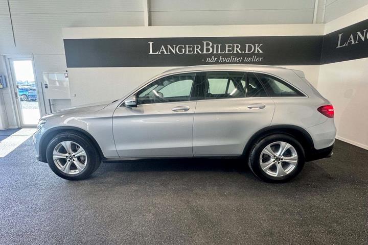 Sølv Mercedes GLC220 d fra 2017