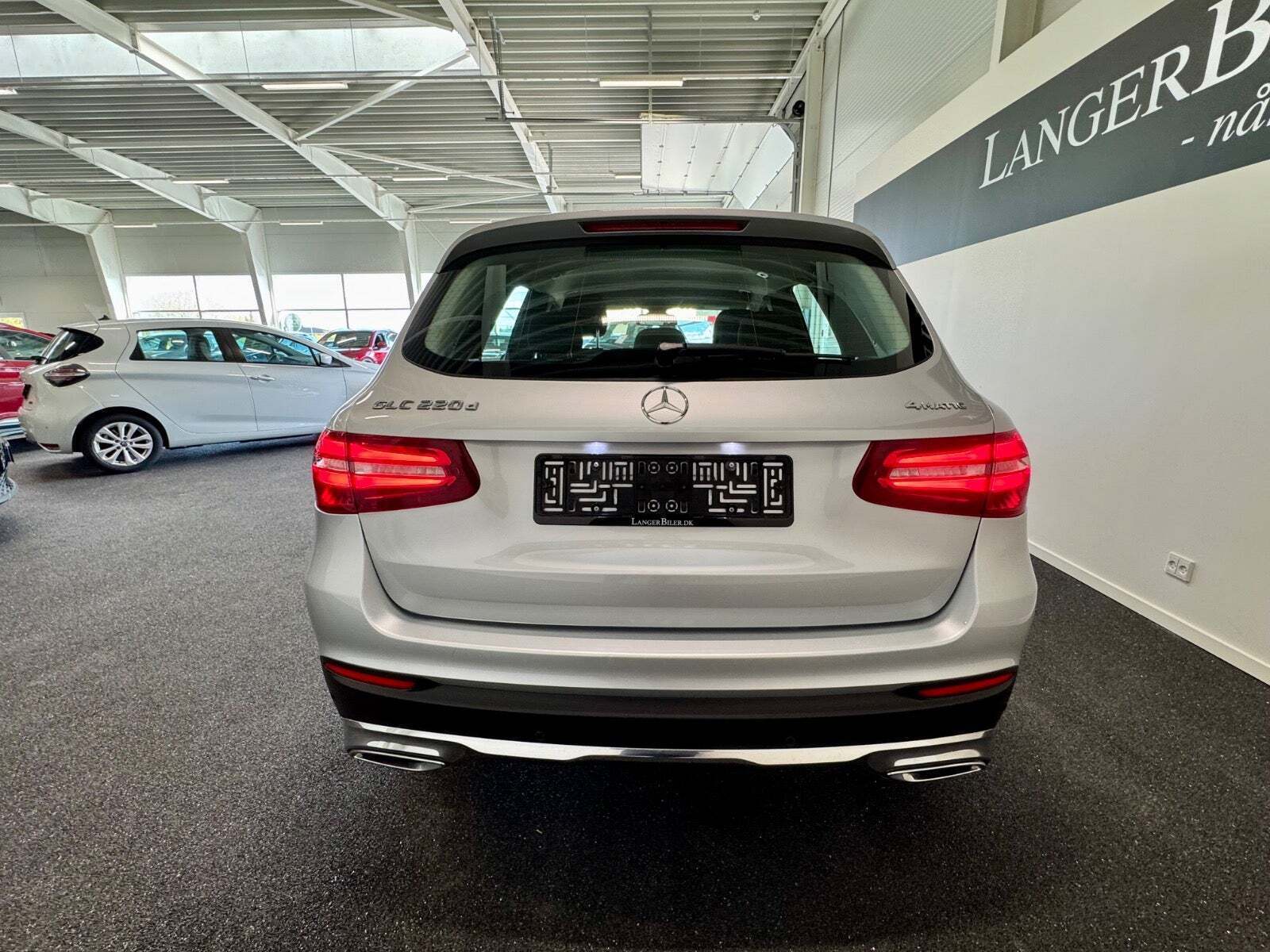 Sølv Mercedes GLC220 d fra 2017