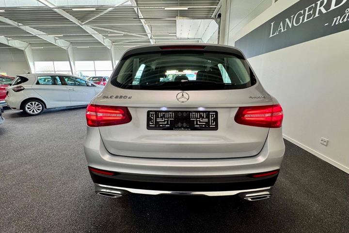 Sølv Mercedes GLC220 d fra 2017