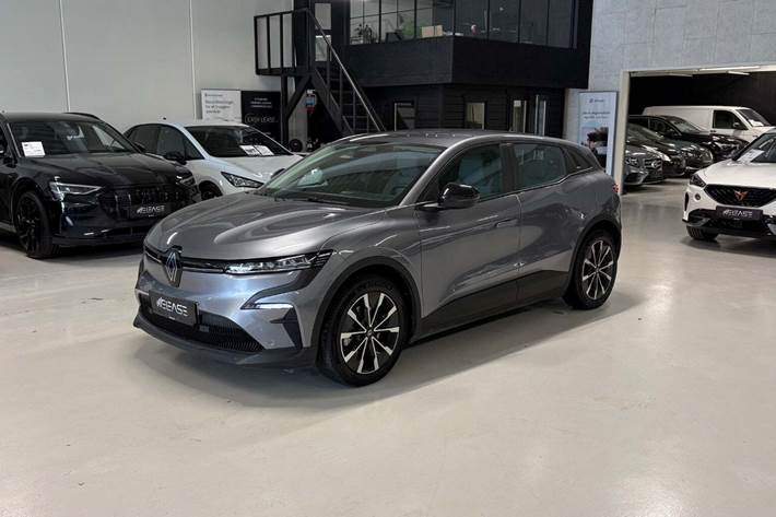 Grå Renault Megane E-Tech fra 2024