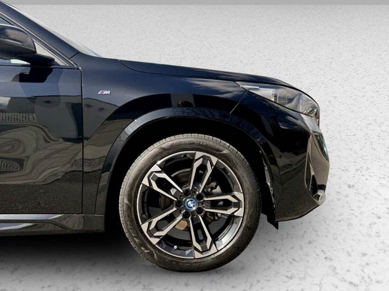 BMW iX1 eDrive20 M-Sport