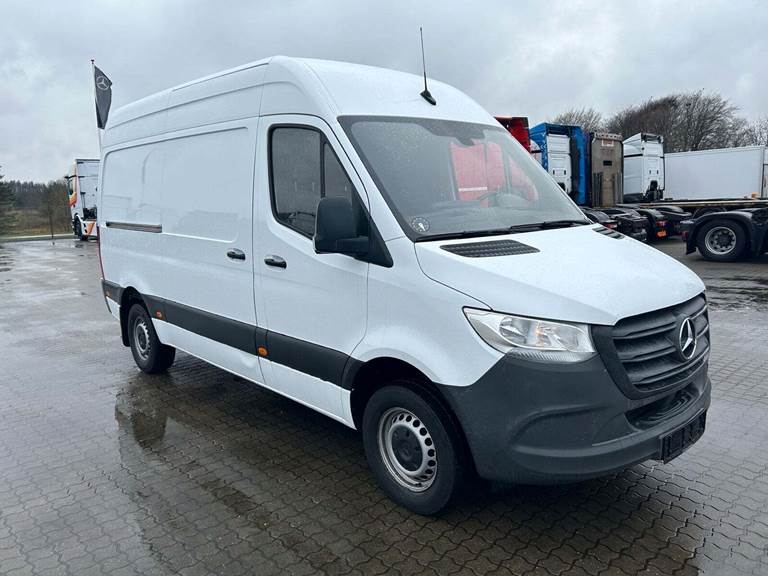 Mercedes Sprinter 317 2,0 CDi A2 Kassevogn aut. RWD