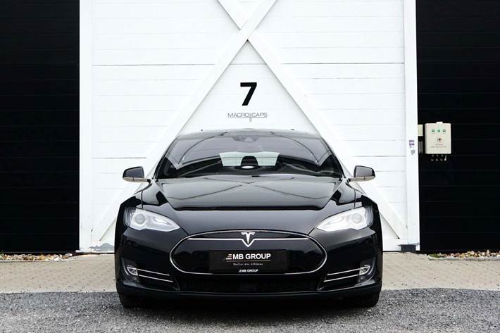 undefined Tesla Model S fra 2015