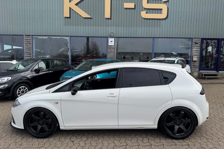 Sort Seat Leon fra 2008
