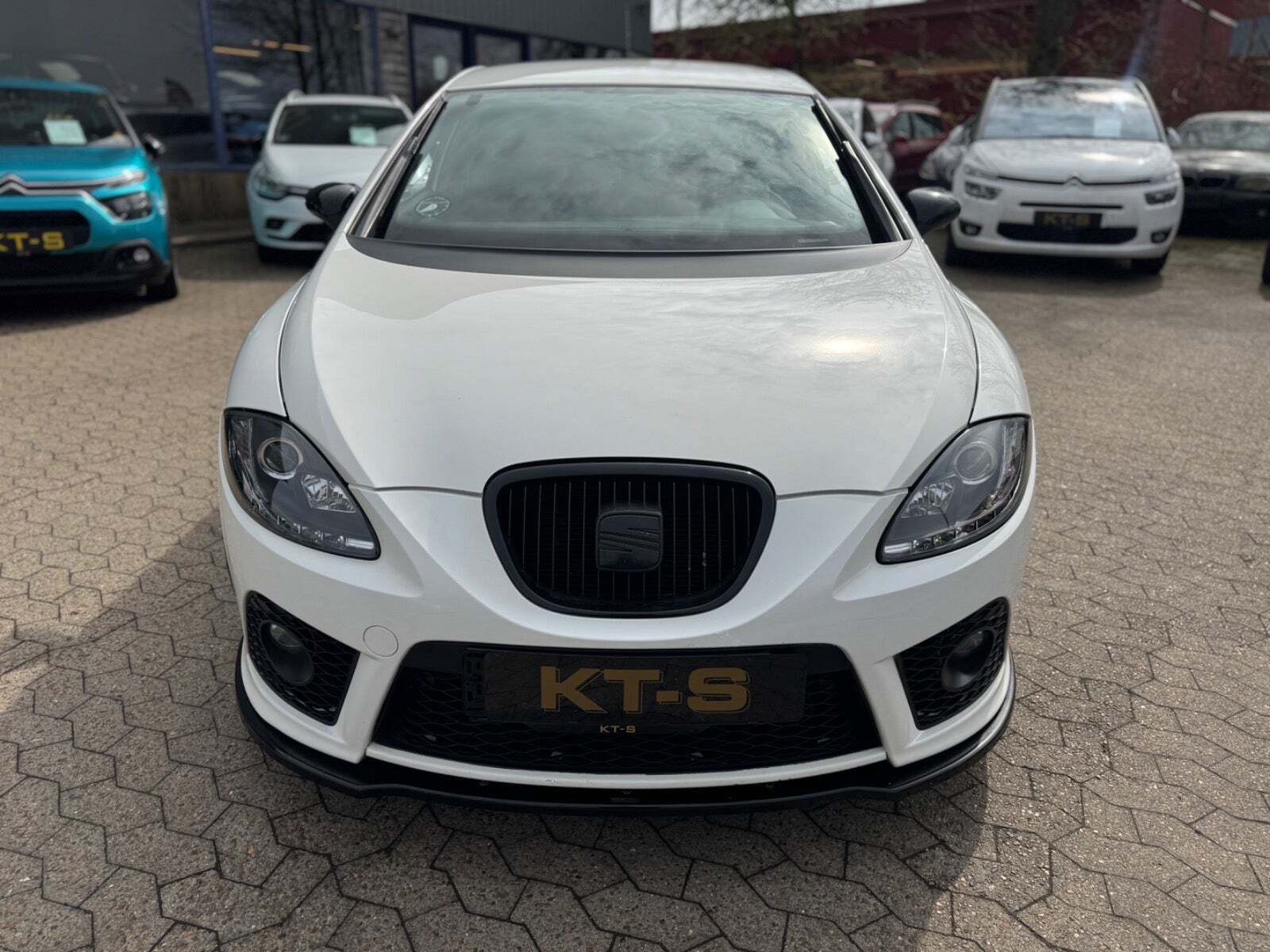 Sort Seat Leon fra 2008