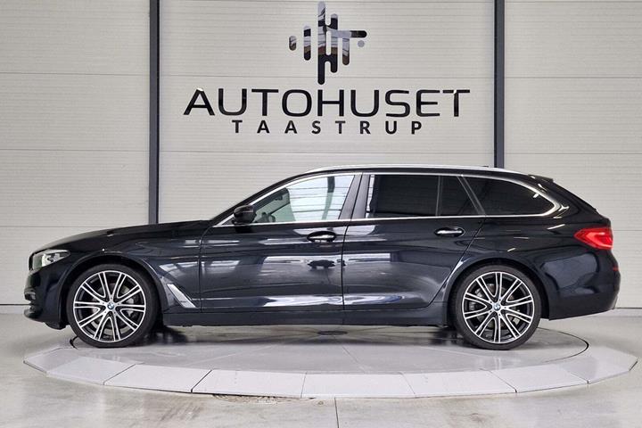 Sort BMW 530i fra 2018