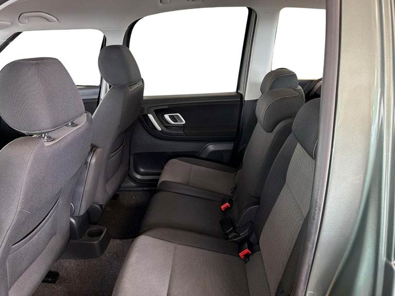 Skoda Roomster 1,6 16V Sport aut.