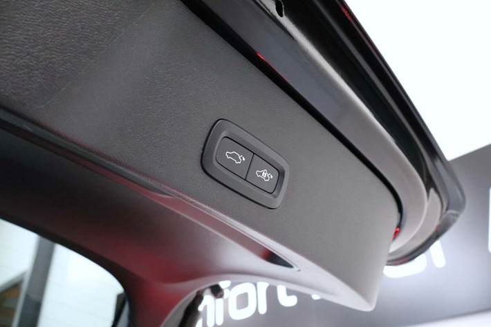 Sort Volvo C40 fra 2023