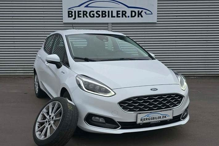 Hvid Ford Fiesta fra 2018 set udefra