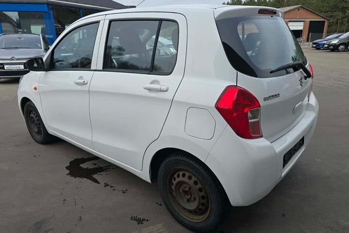 Hvid Suzuki Celerio fra 2015