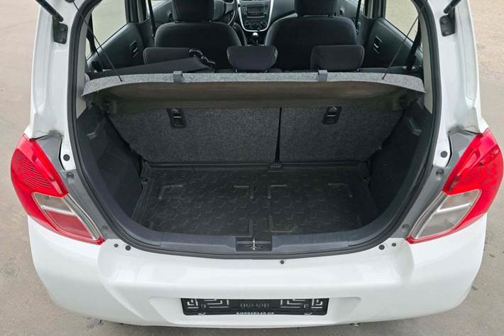 Hvid Suzuki Celerio fra 2015