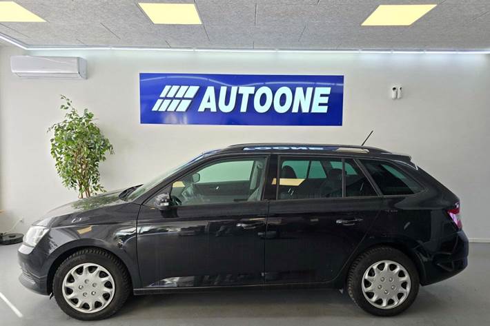 Sort Skoda Fabia fra 2017