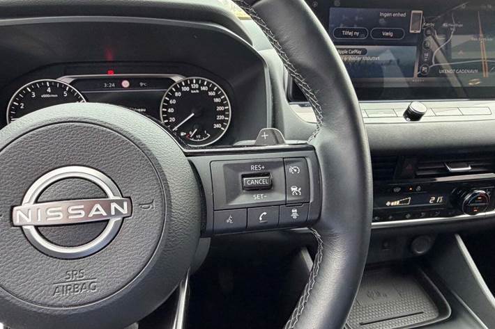 Hvid Nissan Qashqai fra 2022