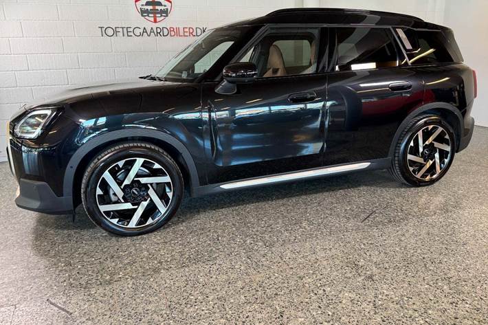 Sort Mini Countryman E fra 2024