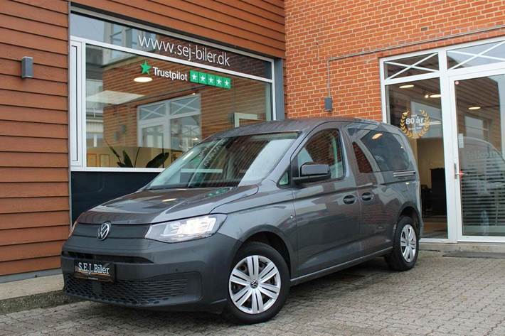 Grå VW Caddy fra 2021