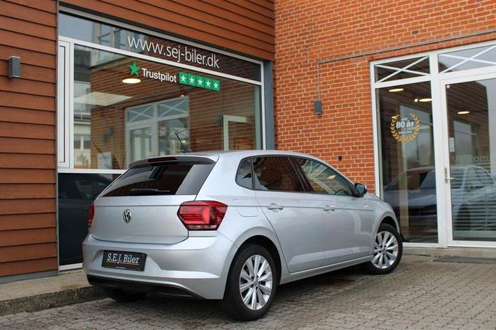 Sølv VW Polo fra 2020