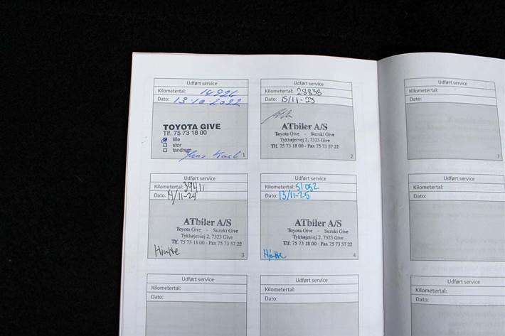 Hvid Toyota Yaris fra 2022