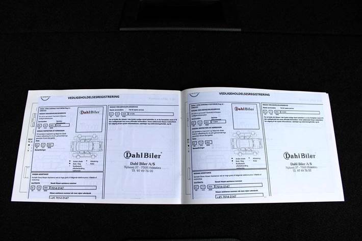 Rød Nissan Qashqai fra 2019