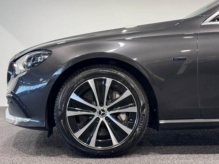 Mercedes E300 de 2,0 Avantgarde stc. aut.