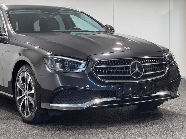 Mercedes E300 de 2,0 Avantgarde stc. aut.