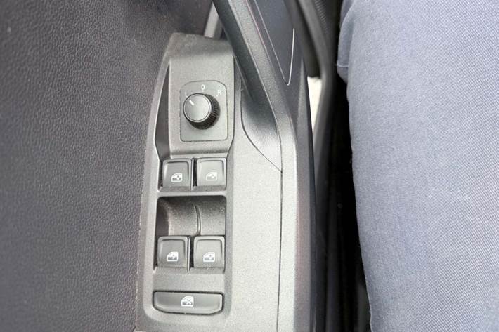 Sølv Seat Arona fra 2020