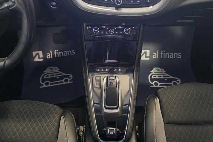 Sort Opel Grandland X fra 2021