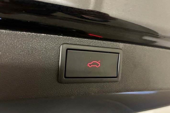 Sort Skoda Enyaq fra 2025