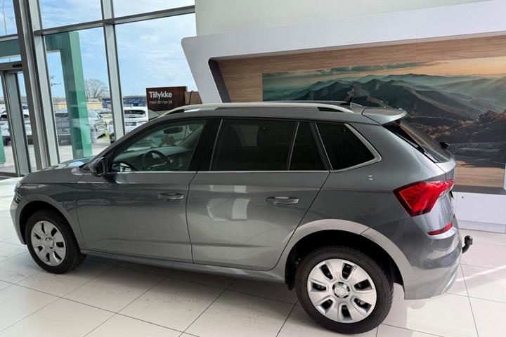 Grå Skoda Kamiq fra 2022