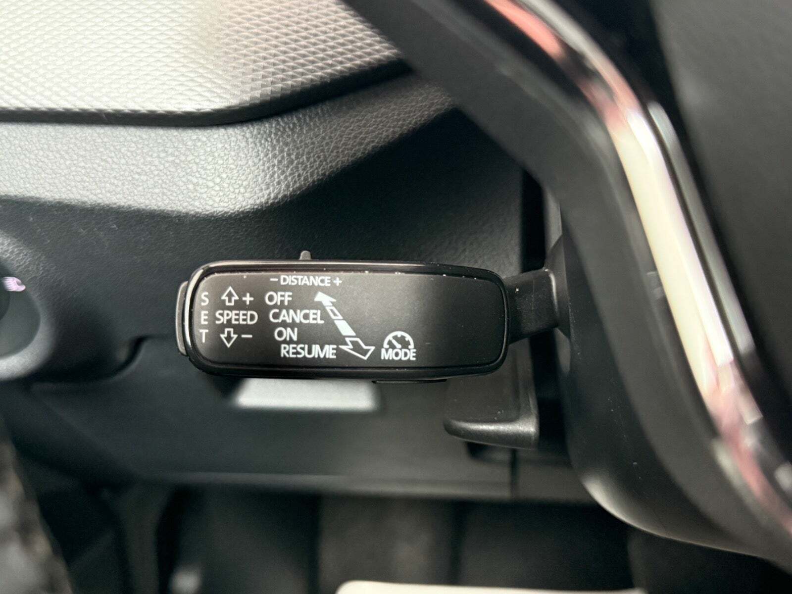 Grå Skoda Kamiq fra 2022