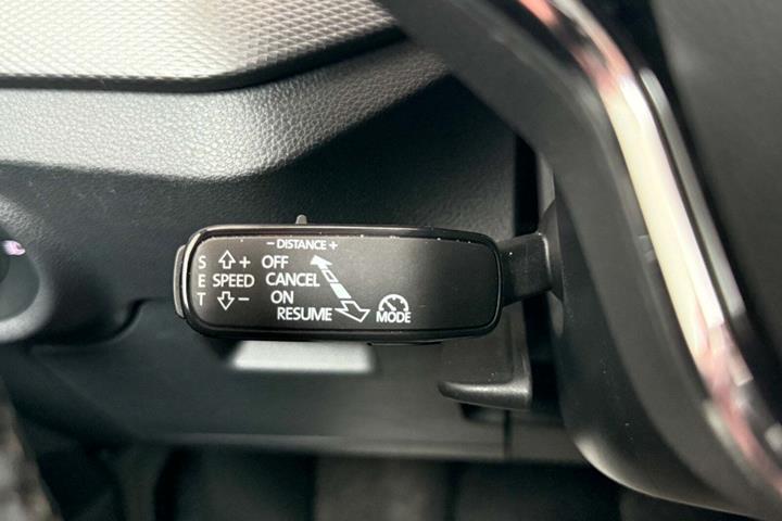 Grå Skoda Kamiq fra 2022