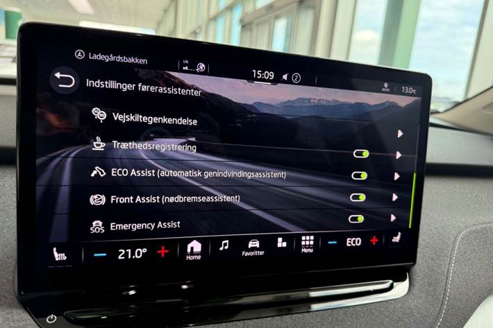 Sort Skoda Enyaq fra 2023