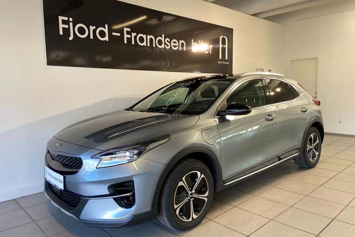Blå Kia XCeed fra 2021