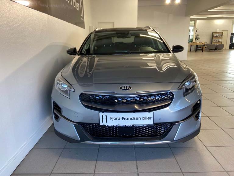 Kia XCeed 1,6 PHEV Upgrade Intro DCT