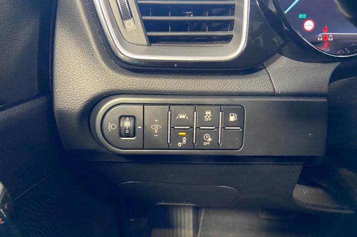 Blå Kia XCeed fra 2021