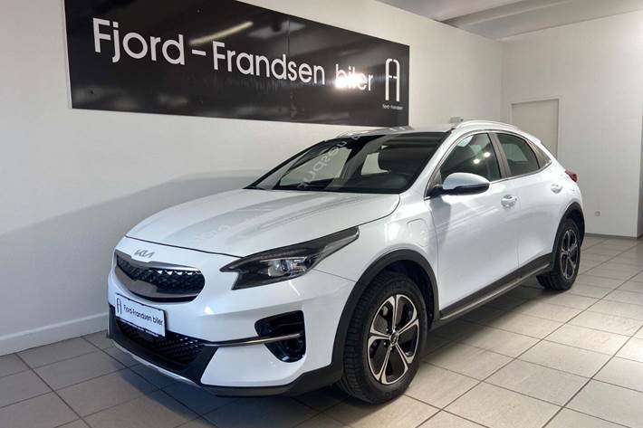 Hvid Kia XCeed fra 2022