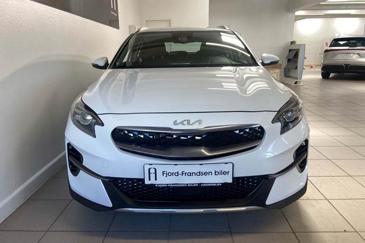 Hvid Kia XCeed fra 2022