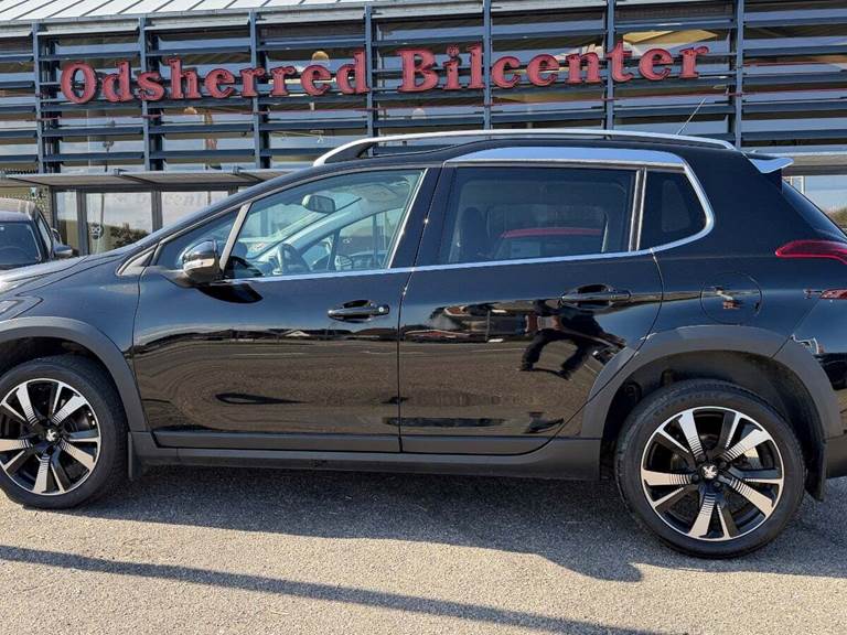 Peugeot 2008 1,2 PureTech 110 Allure