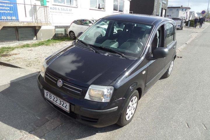 undefined Fiat Panda fra 2011 set udefra