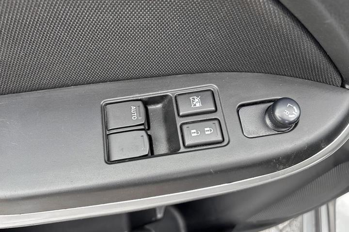 Grå Suzuki Baleno fra 2018
