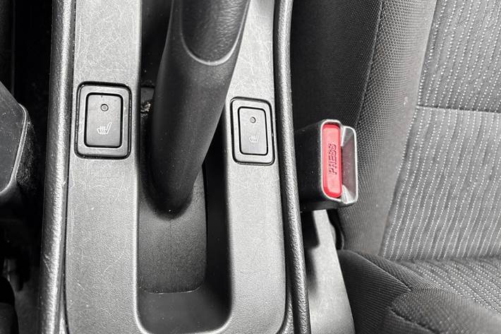 Grå Suzuki Baleno fra 2018