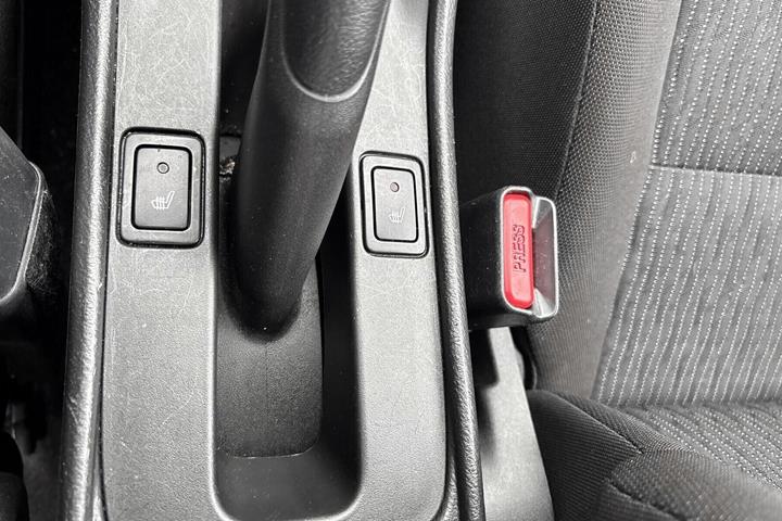 Grå Suzuki Baleno fra 2018