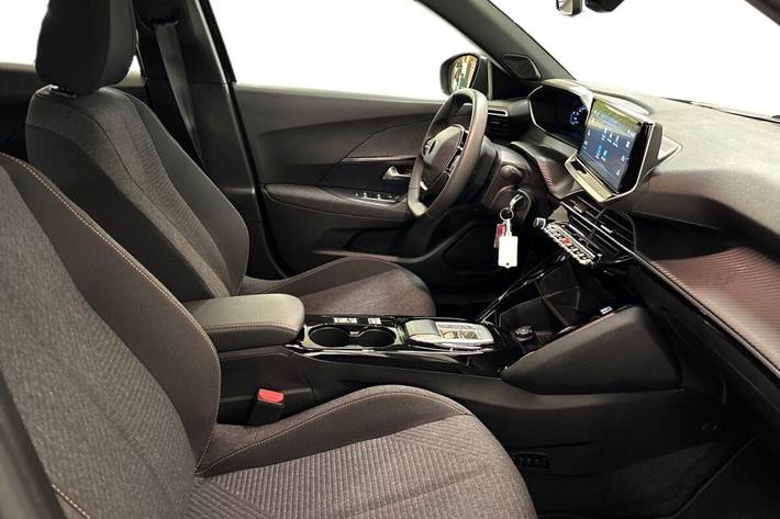 Sort Peugeot e-2008 fra 2025