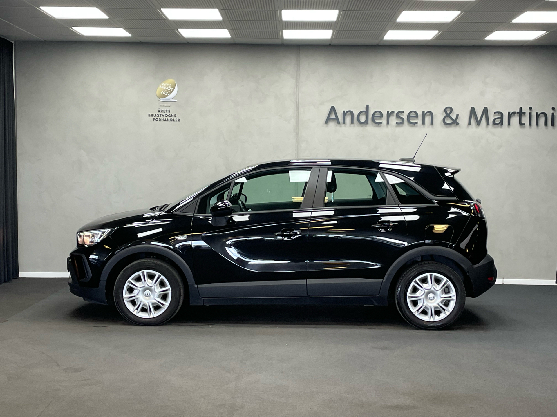 Sort Opel Crossland fra 2022
